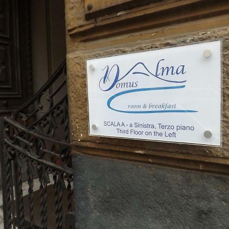 Bed and Breakfast Domus Alma Neapel Exterior foto