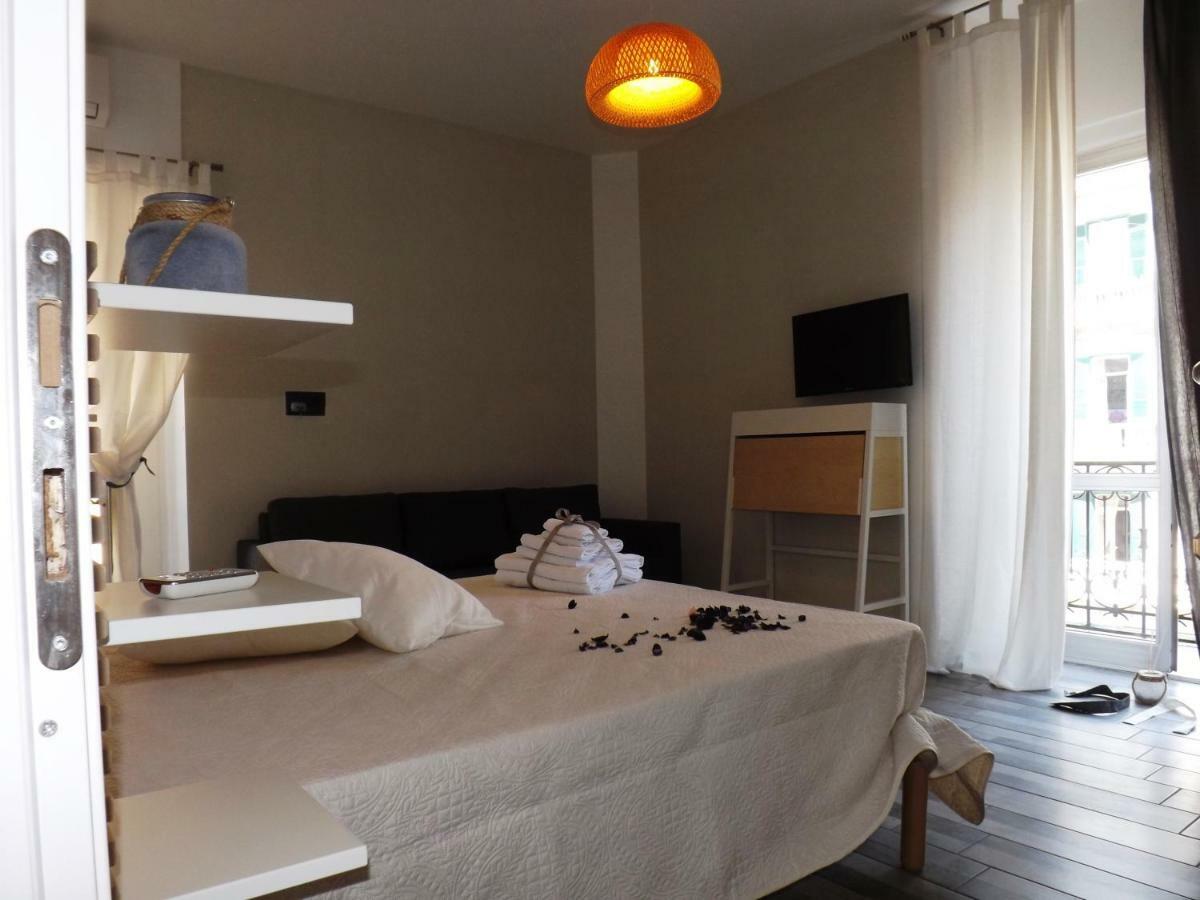 Bed and Breakfast Domus Alma Neapel Exterior foto